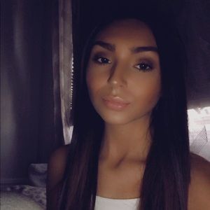 Meet your Posher, Gabriella